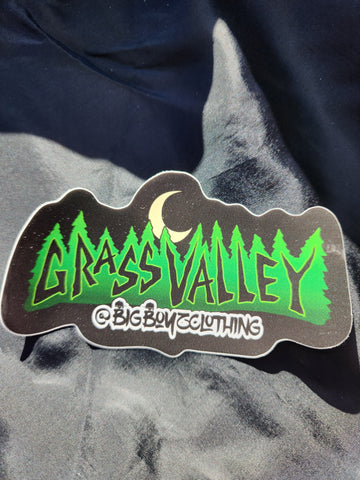 Grass Valley trees n moon